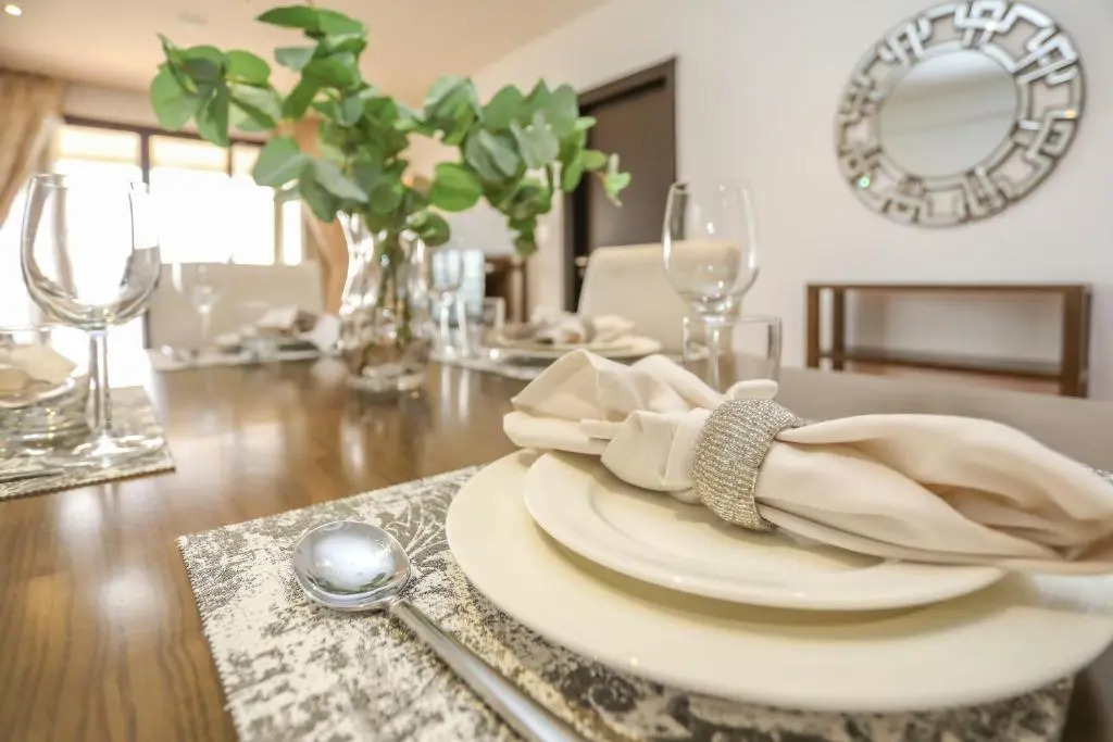 Luxury residential apartments located in Anantara area , pool , beach , free parking