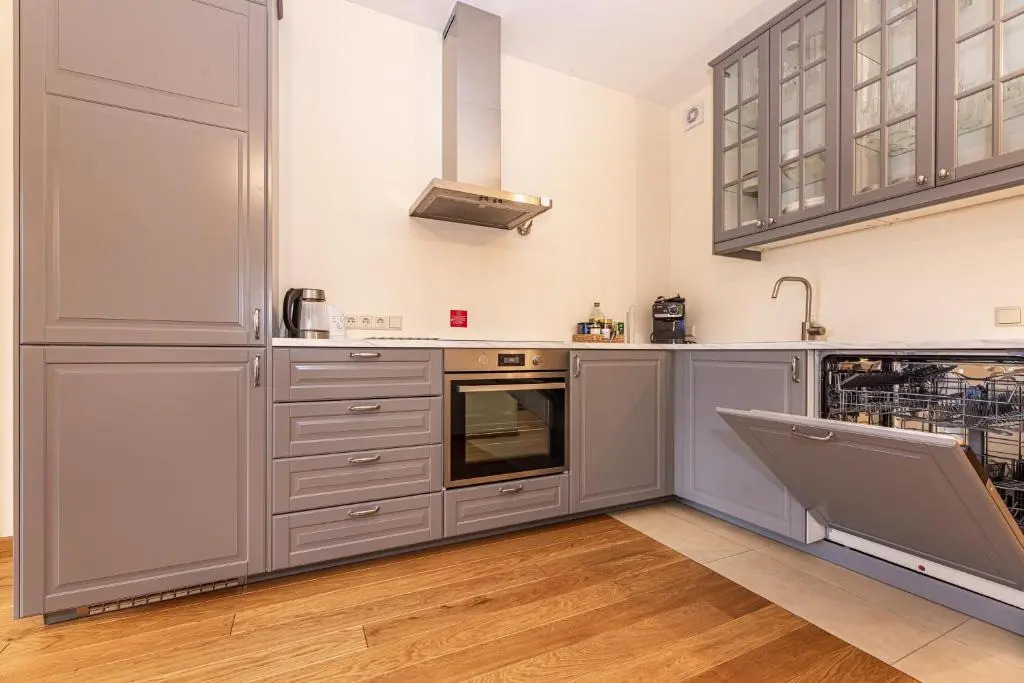 Verde Apartment, By Cohost