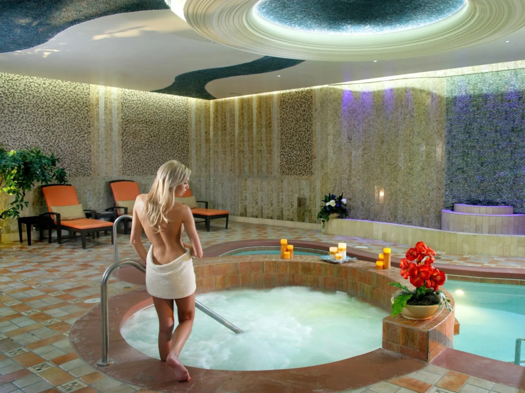 South Point Hotel, Casino, and Spa