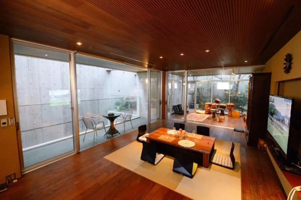 Azabu Modern House