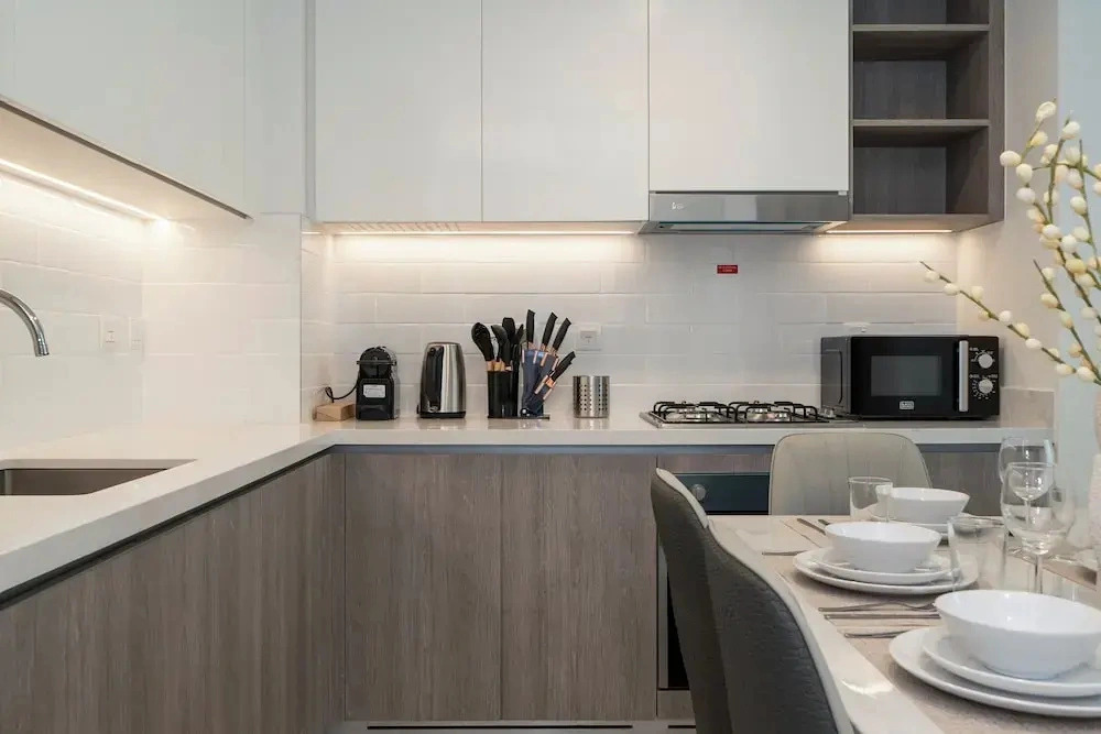 Luxury 1BR LIV Marina Modern Marina View