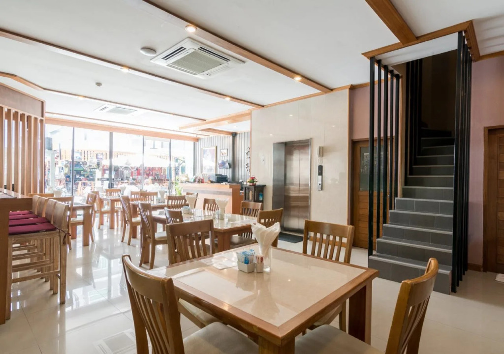 Alexander Hotel Patong