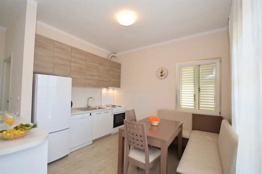 Apartments Dokoza-with Panoramic sea Veiw