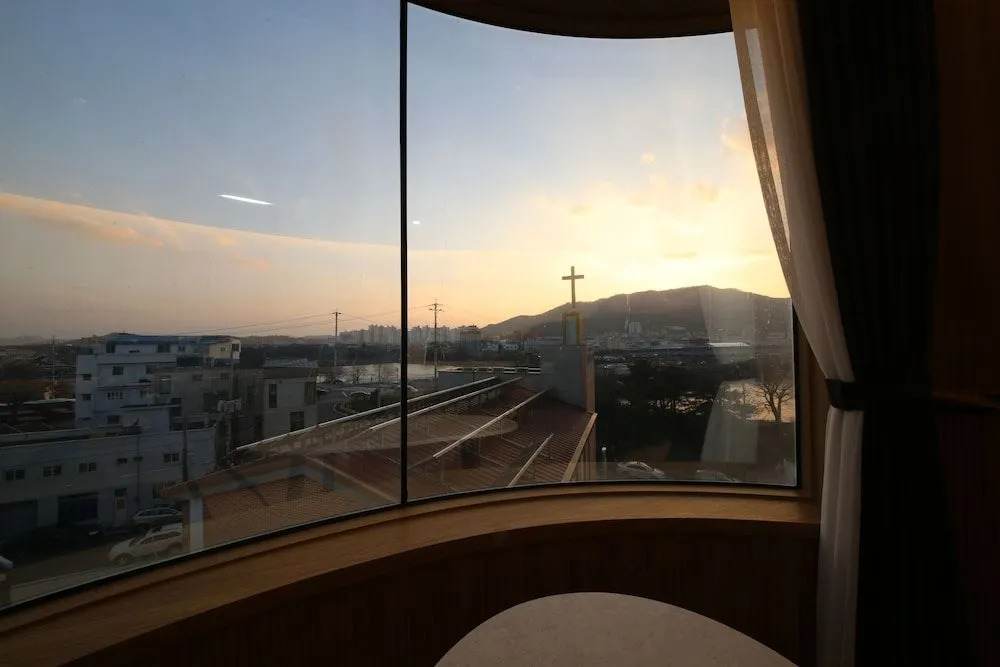Suncheon Hound Hotel Suncheon Station Branch