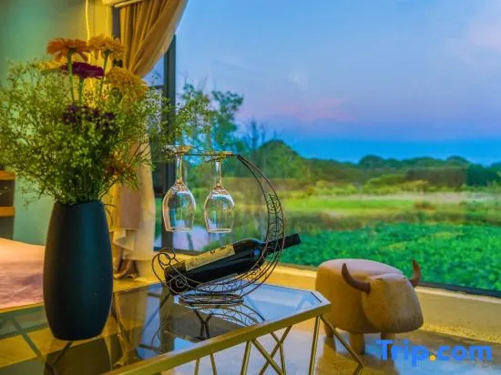 onlyyou is not you Holiday Meisu (Puzhehei Scenic Area Head Office)