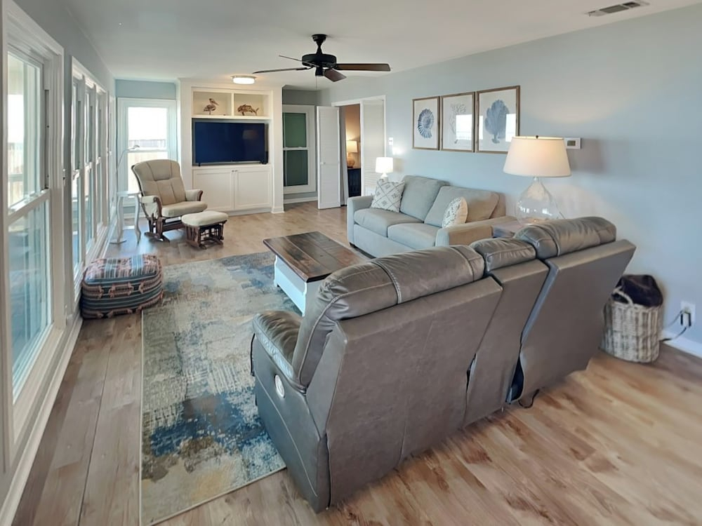 Getaway on the Bay