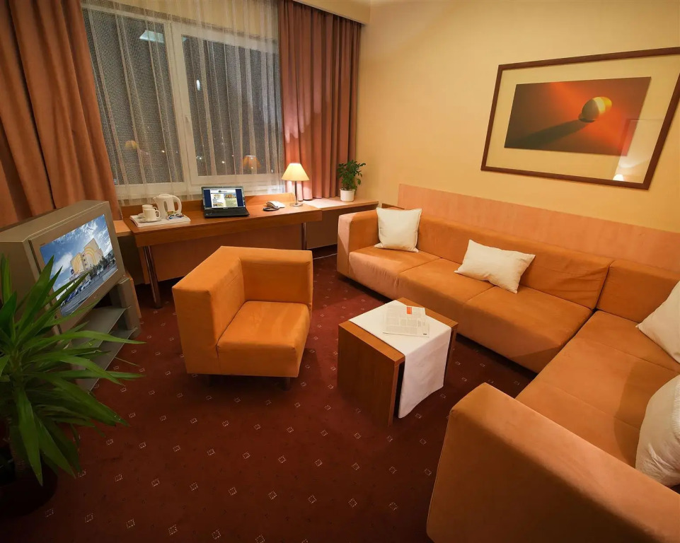 BEST WESTERN Hotel Grand