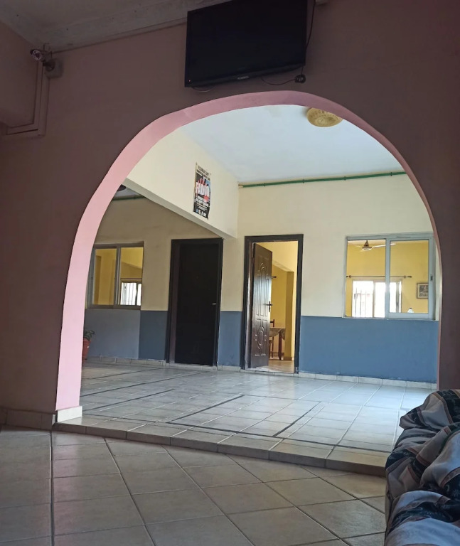 Salama Hotel