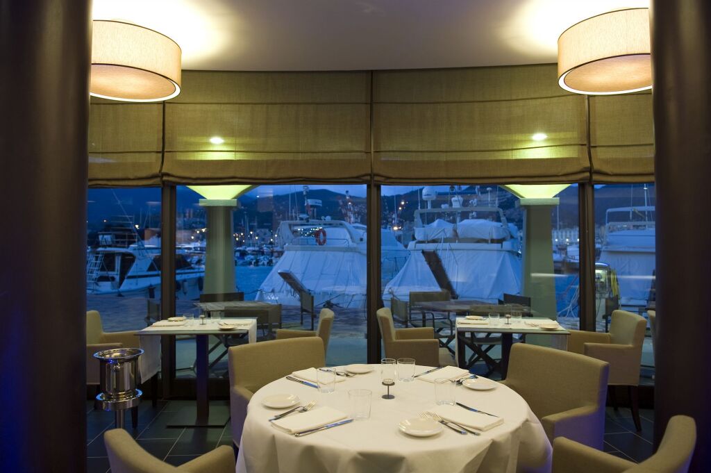 Marina Place Resort