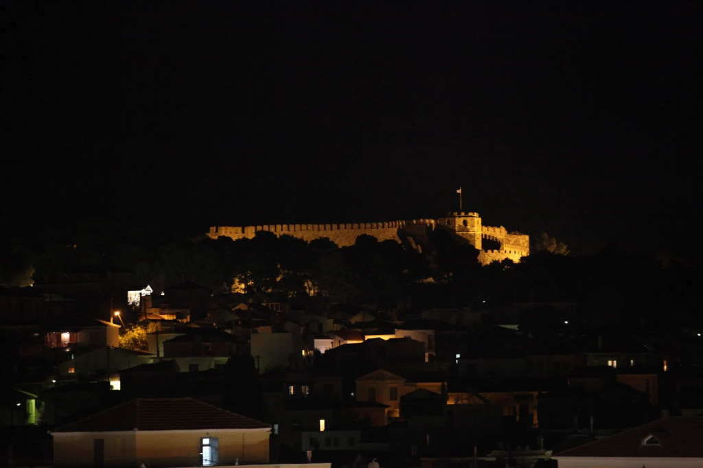 Lesvion Hotel