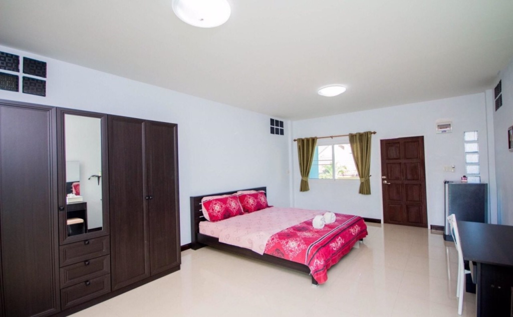 Ruen Aiyara Apartment
