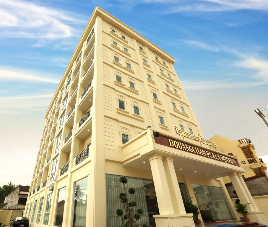 Douangchan Plaza Hotel