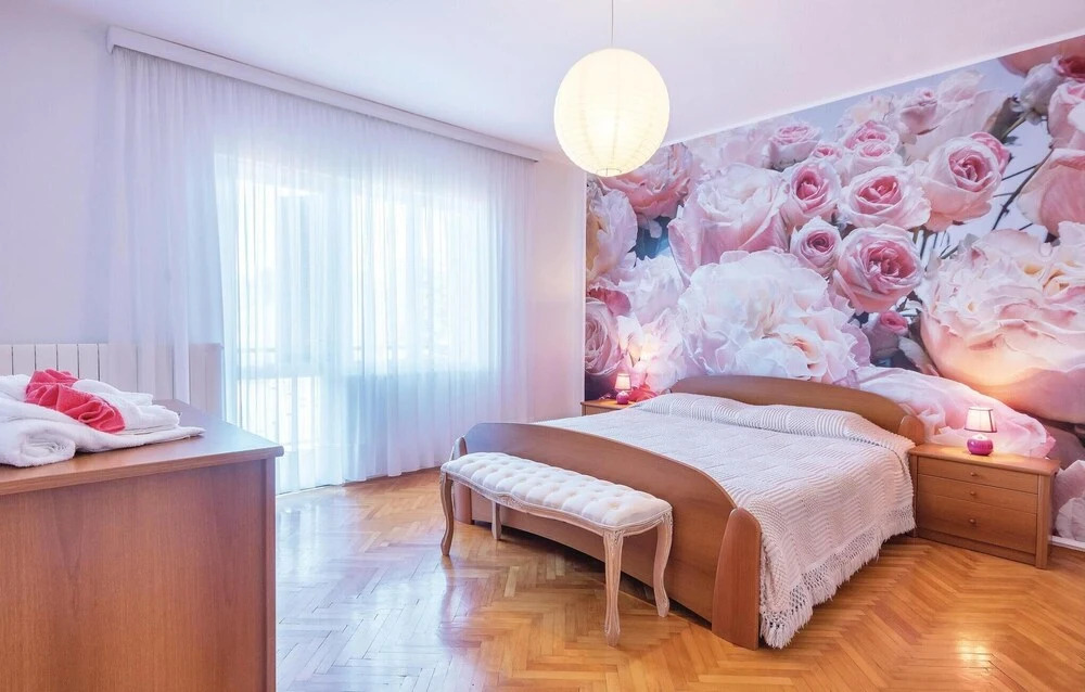 Amazing Home in Valbandon With Wifi and 2 Bedrooms