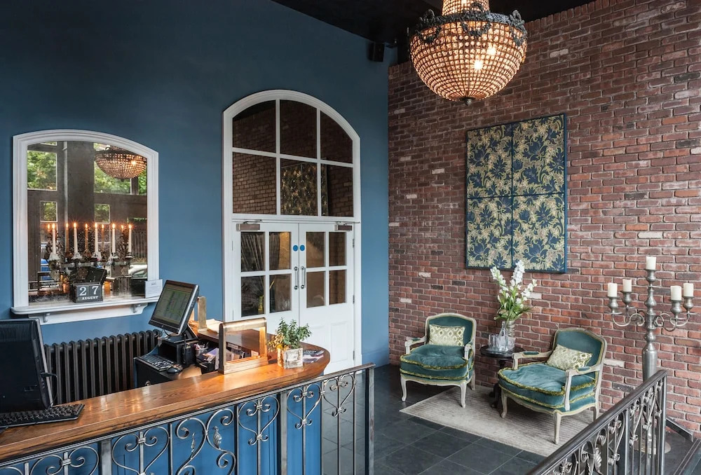 Great John Street Hotel