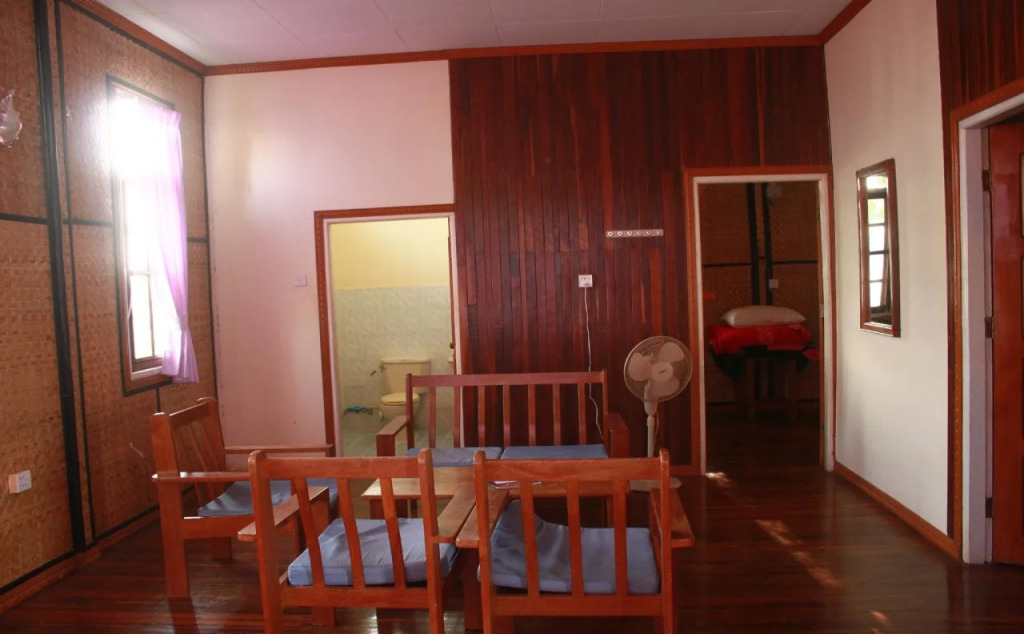 Moe Yun Gyi Resort