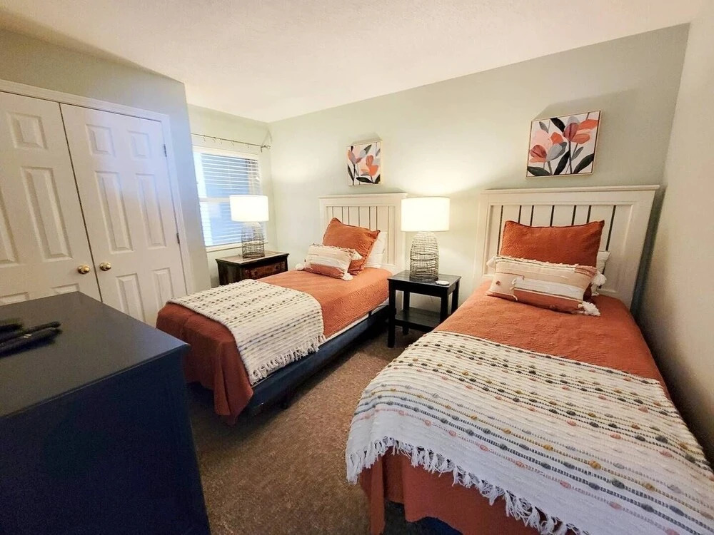 Ashworth 1801 4 Bedroom Condo by RedAwning, North Myrtle Beach