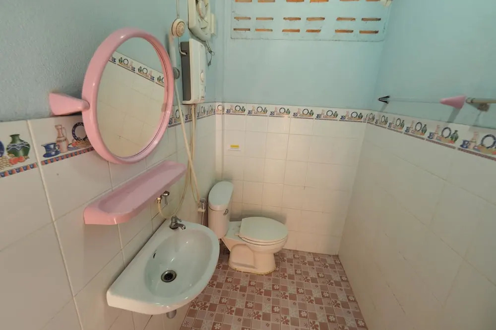 Aromdee Resort