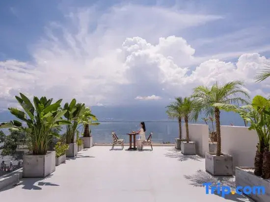 Yu ni Sea View Garden Guesthouse
