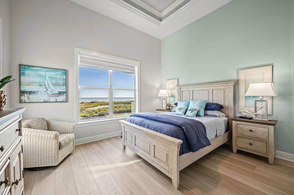 Papa's Boat House - 8214 Estero Blvd 4 Bedroom Home by RedAwning