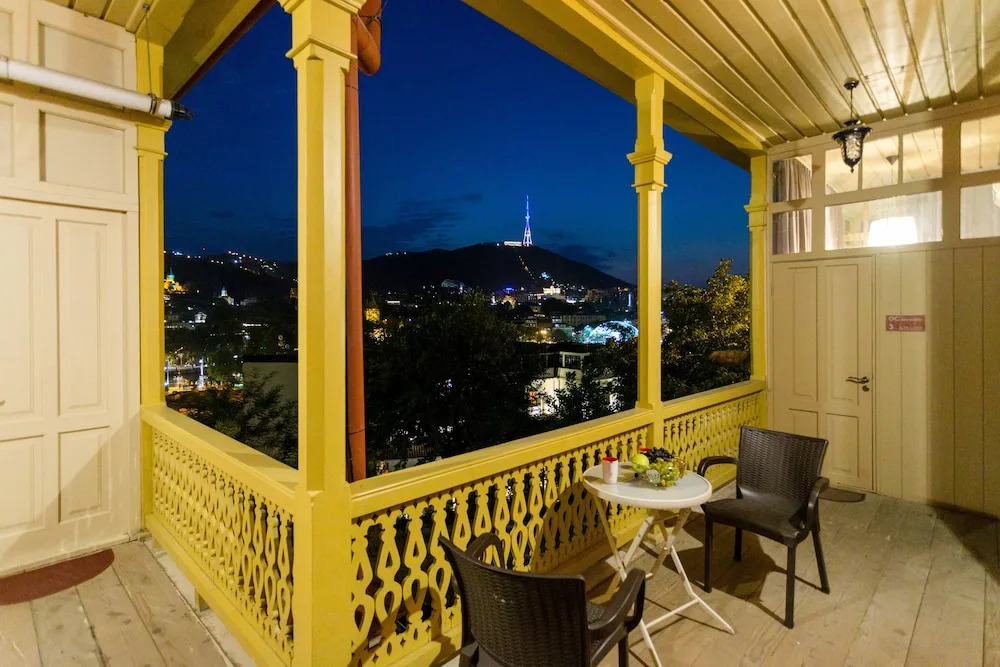 Falcon Apartments - Khvanchkara