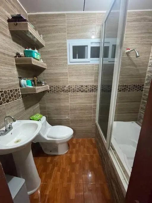 Agradable casa con 3 cuartos 2 baños cómodos..!!