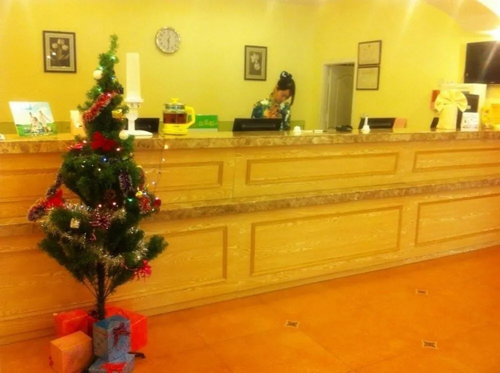 Qingdao Home Inn - North Bus Station