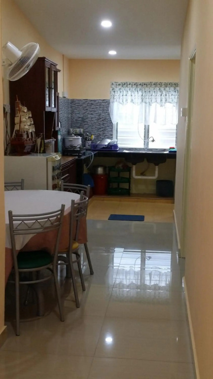 IsMa Lumut Homestay