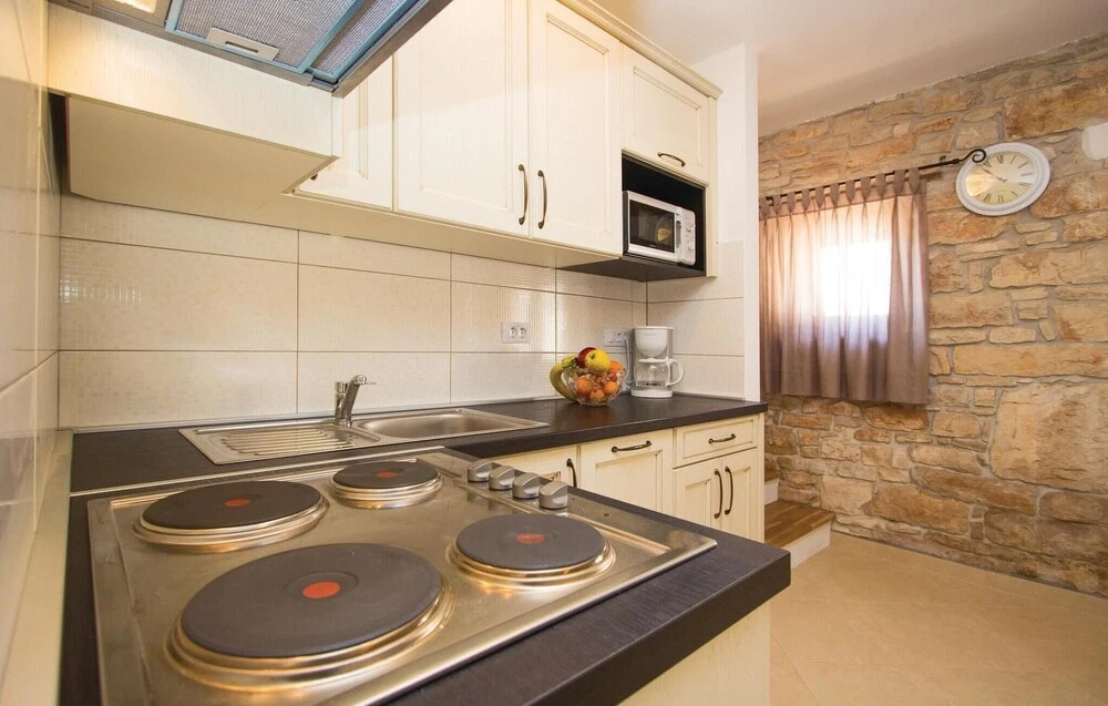 Two-Bedroom Holiday Home 0 In Filipana