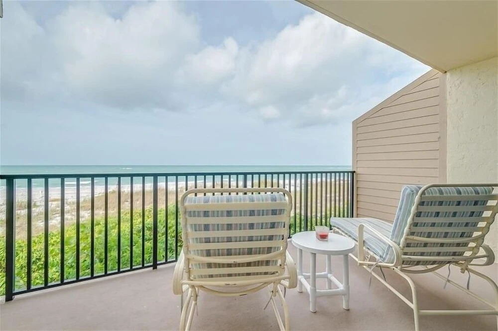 Sea Oats 111 2 Bedroom Condo by RedAwning