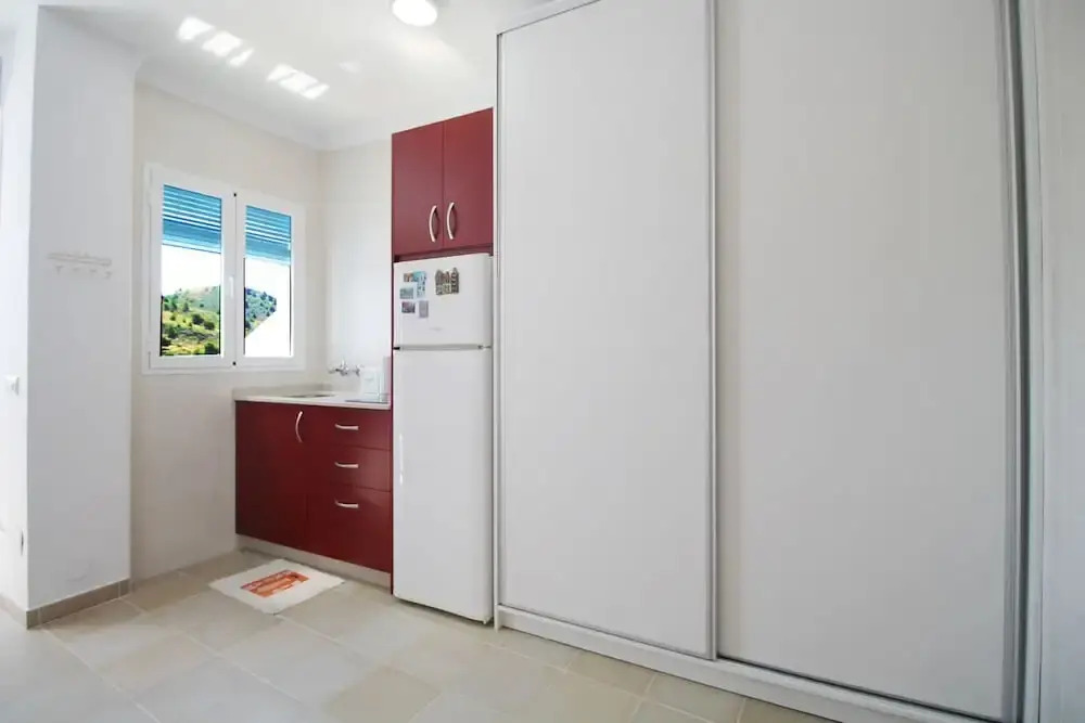 1061 Studio de la Torre