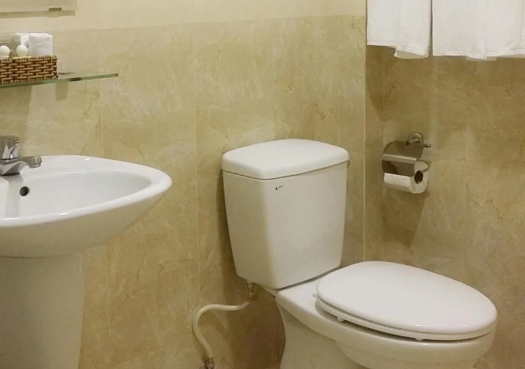 Giang Son 3 Hotel
