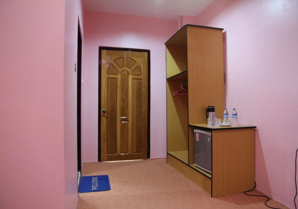 Nan Htike Thu Hotel