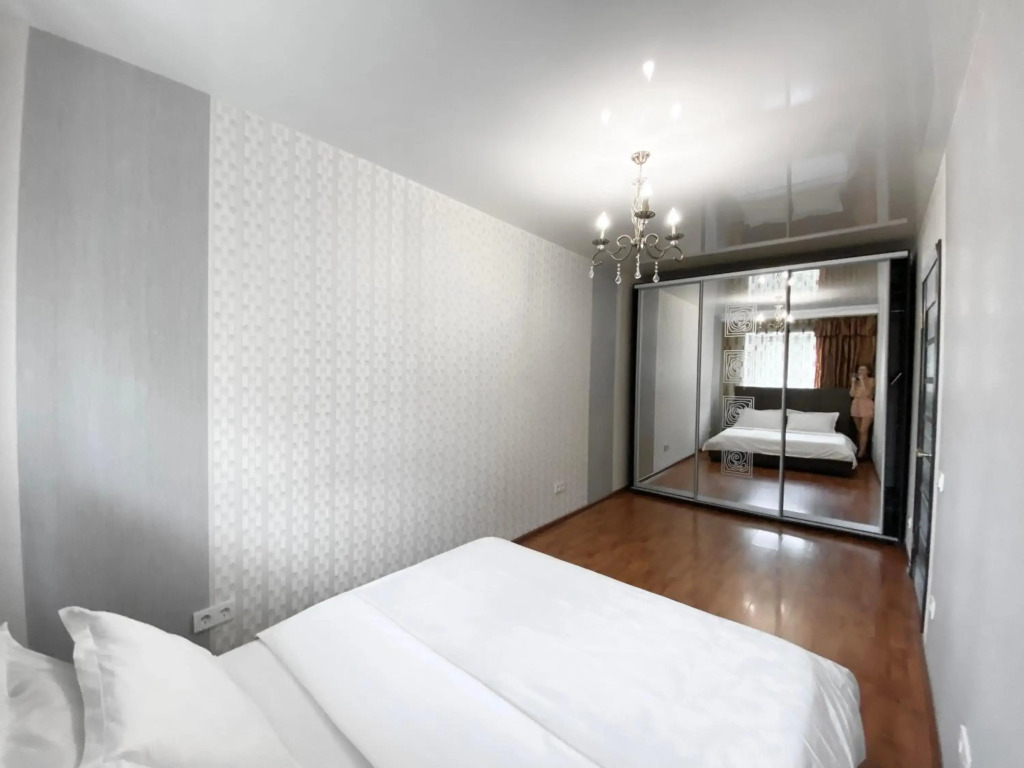 Spacious 1-bedroom near Most City Center