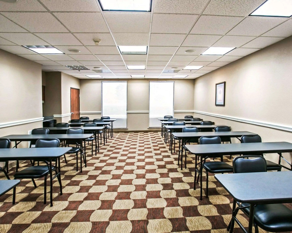 Comfort Suites Houston NW - Vintage Park