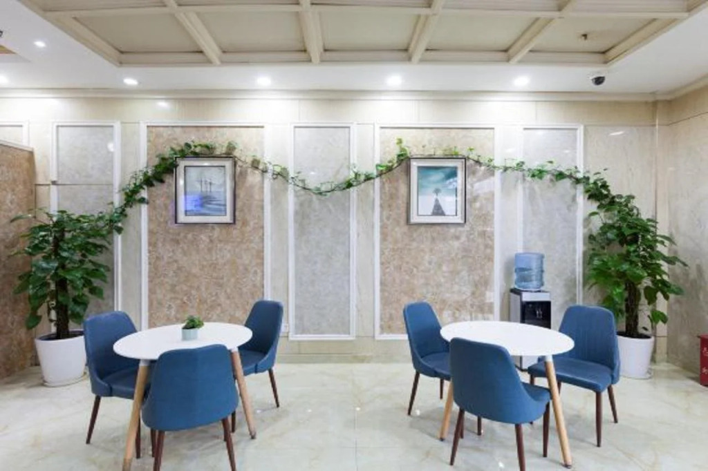 95 Hou Hotel (Shanghai Anting North Railway Station)