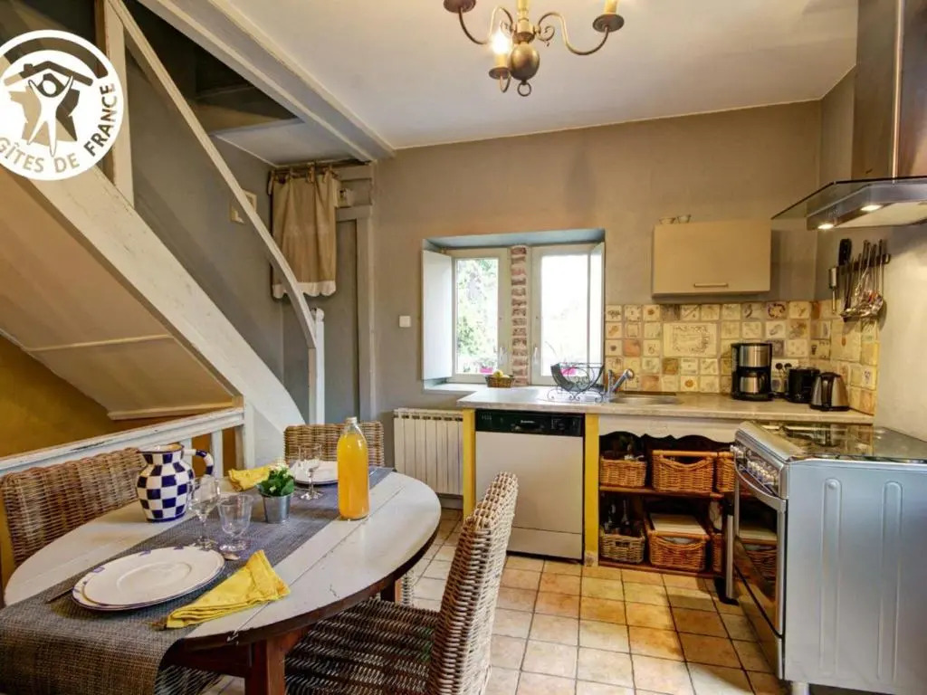 Gîte cosy pour 2 avec jardin et cheminée à Montbrison - FR-1-496-158