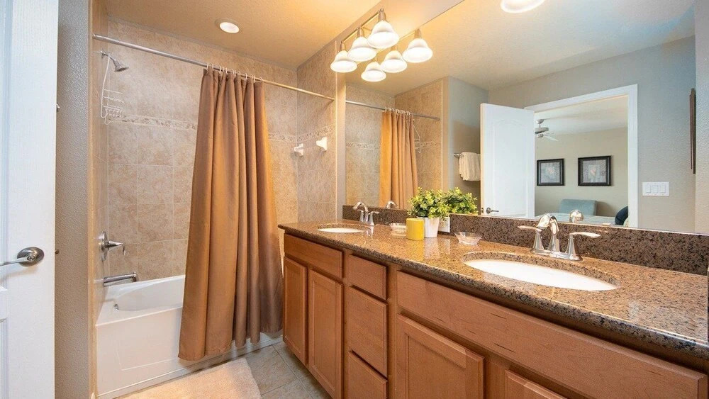 4BR Paradise Palms Townhome 8970 by OVRH