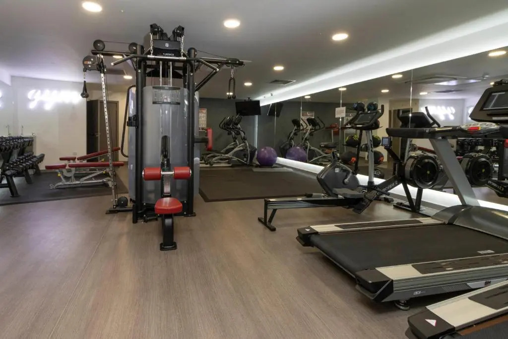 OPP Apartments LH11 - city centre, secure parking, fitness suite, brand new!