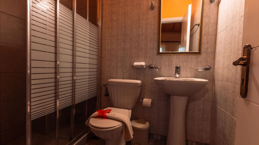Ilion Hotel