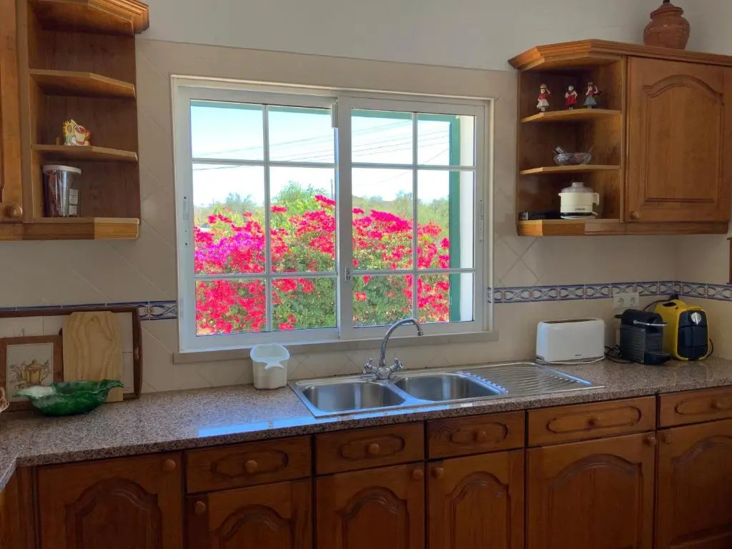Guest House Alfarrobeiras