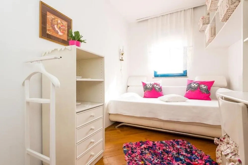 Apartment Rina