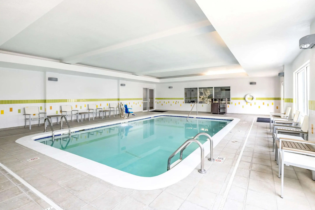 Country Inn & Suites by Radisson, LSU - Medical Corridor