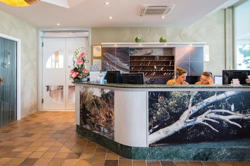 Hotel Ambassador