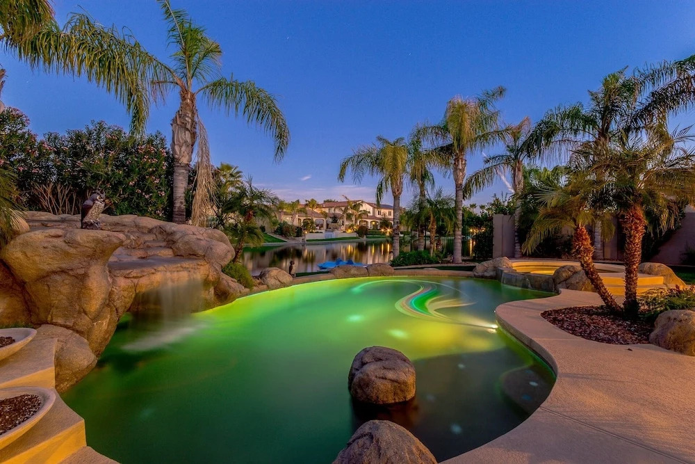 Wildflower 2 4 Bedrooms 2.5 Bathrooms Home