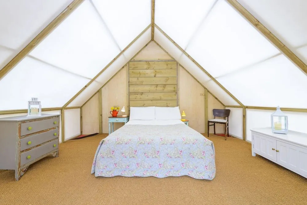 Killarney Glamping at the Grove, Suites and Lodges