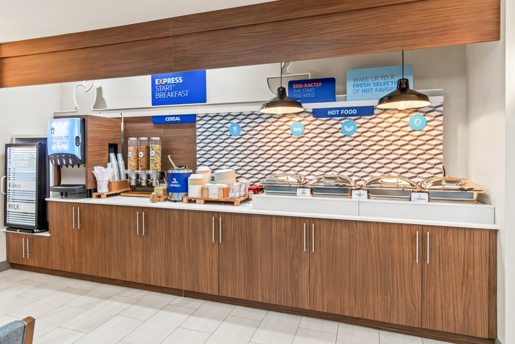Holiday Inn Express & Suites Hebron - Cincinnati Airport by IHG