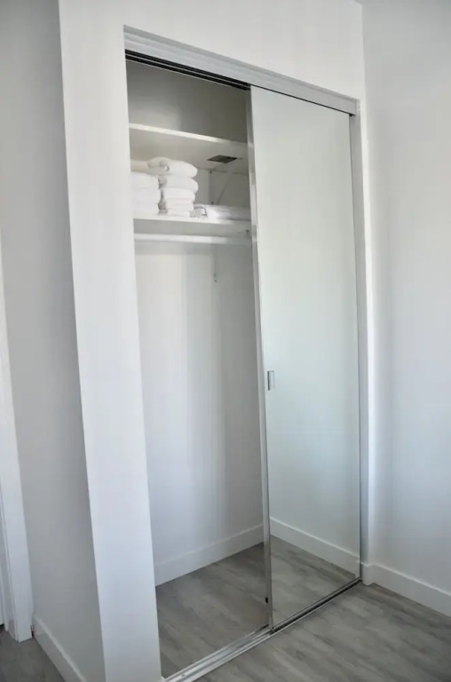 Entire Apartments Near LAX Stays
