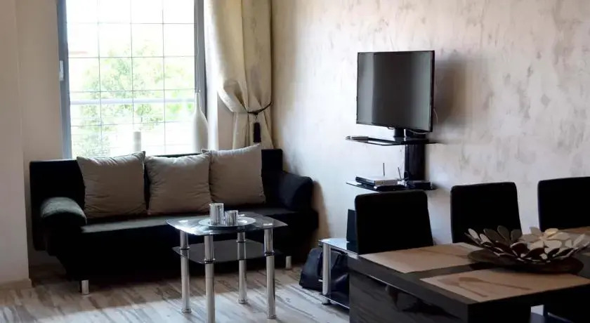 INApartments Riverside