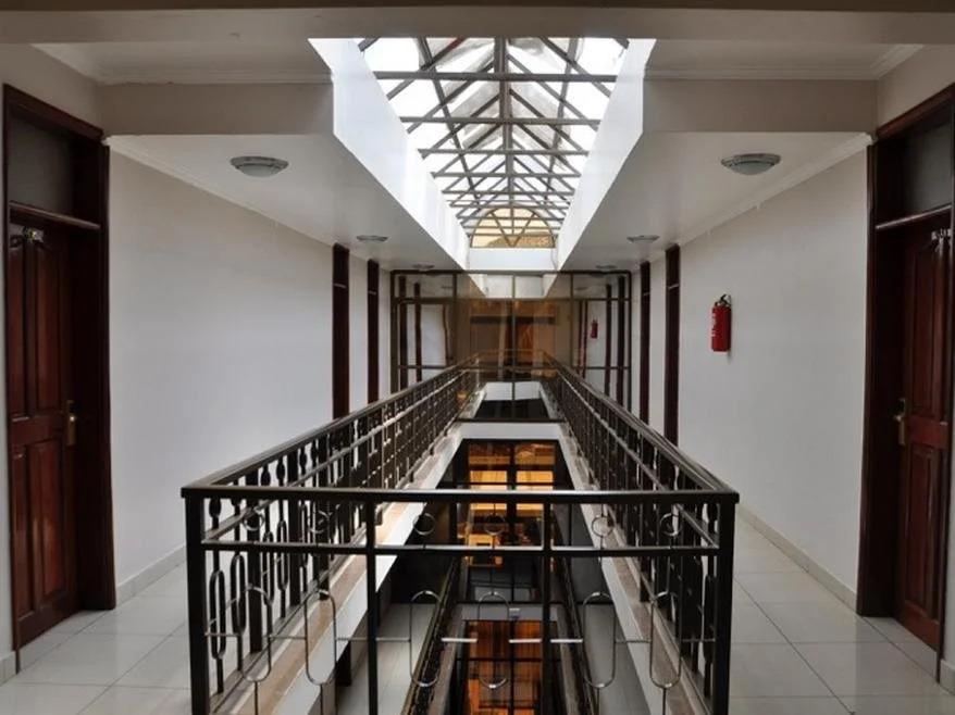 Rich Hotel