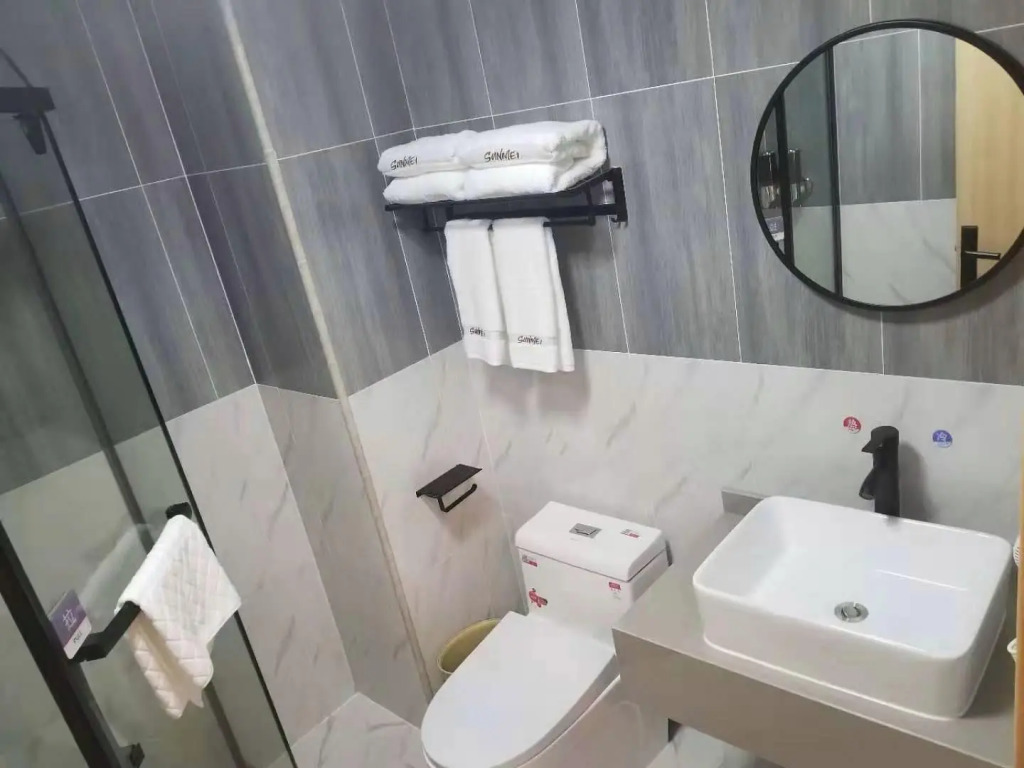 Thank Inn Hotel Shanghai Songjiang Rongping Road Guole Plaza